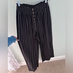 Good condition. Linen pants size L